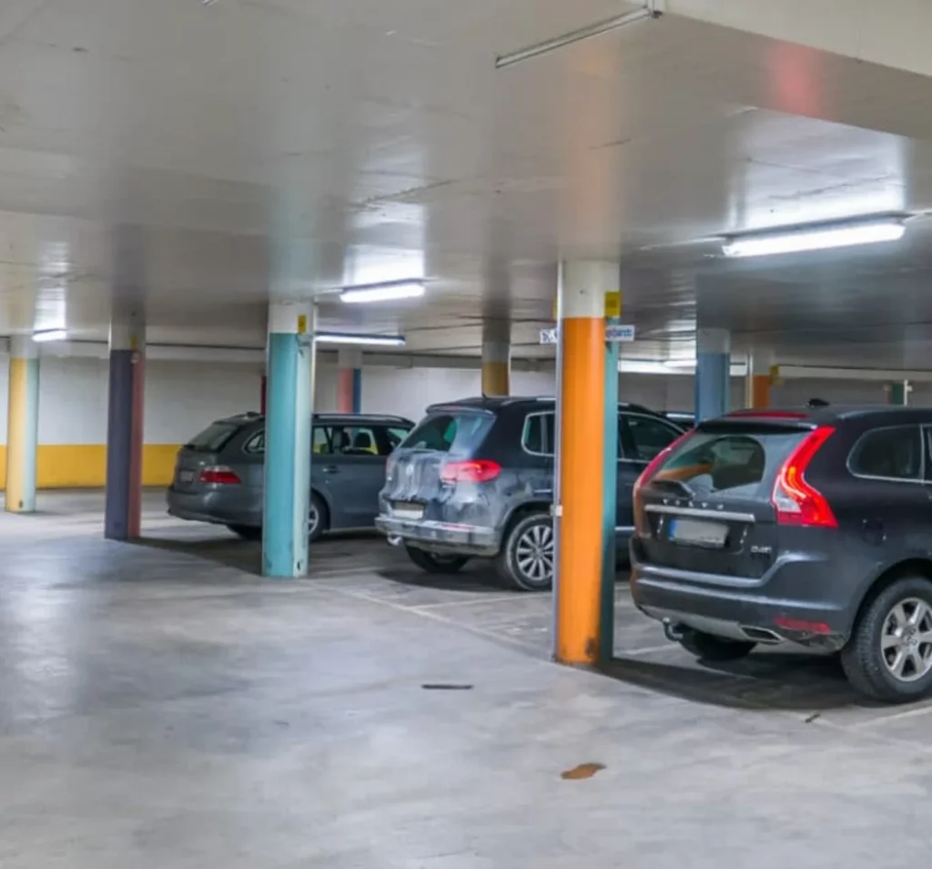 Garagesopning i garage i Danderyd